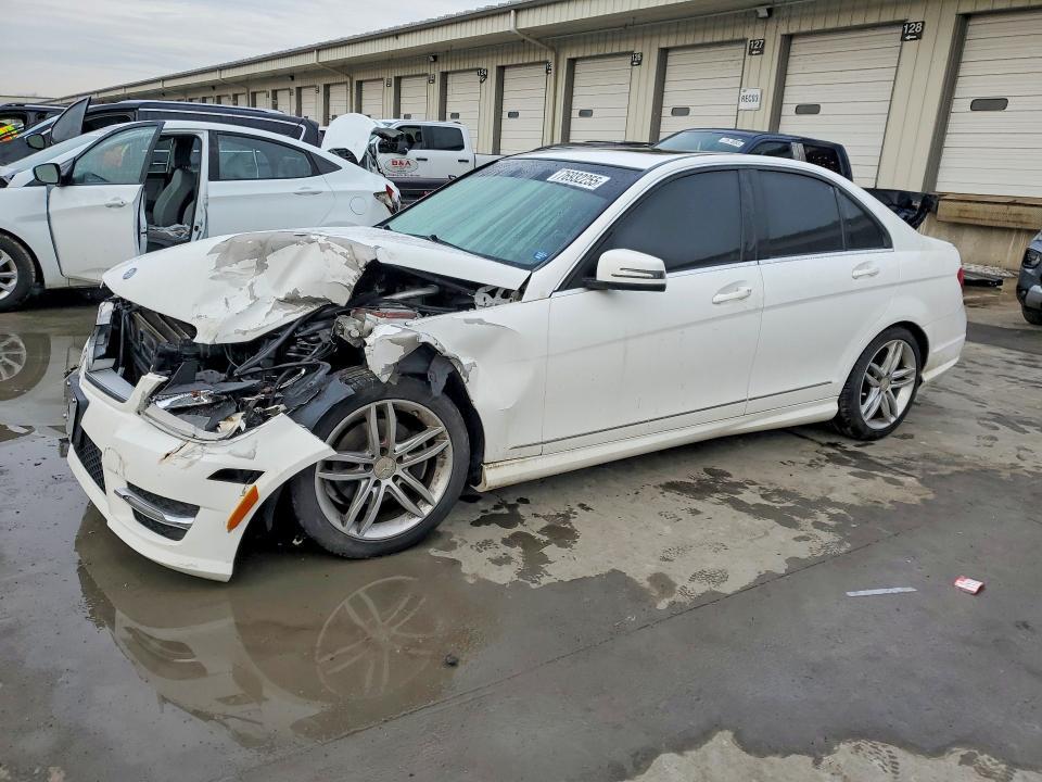 2013 Mercedes-Benz C 250