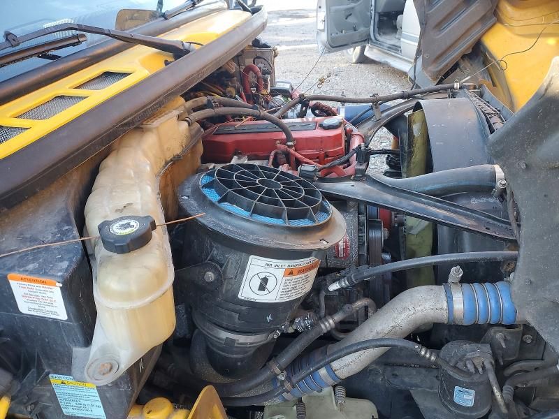 2019 Freightliner Business Class M2 BOX Truck