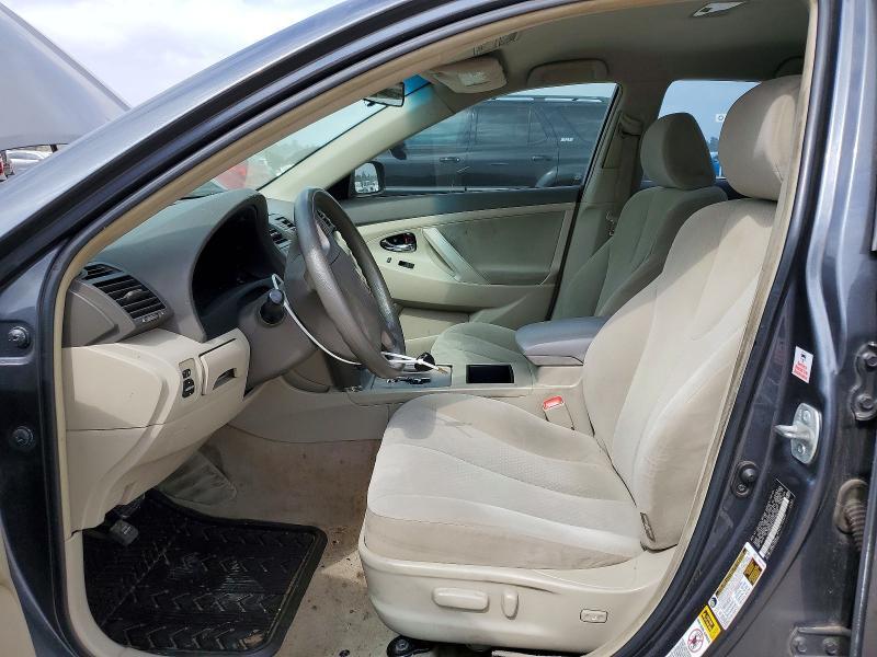 2009 Toyota Camry le
