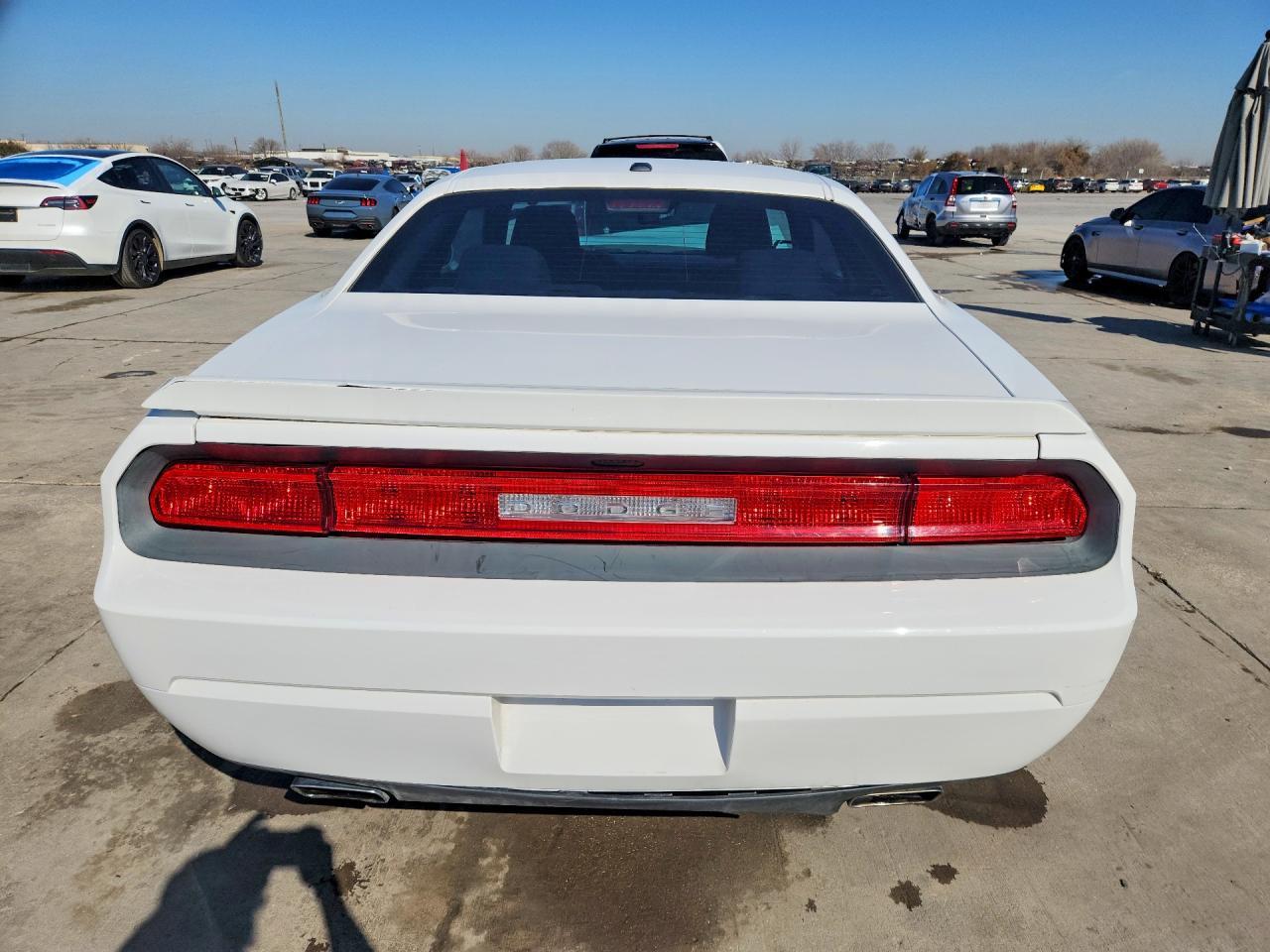 2014 Dodge Challenger sxt