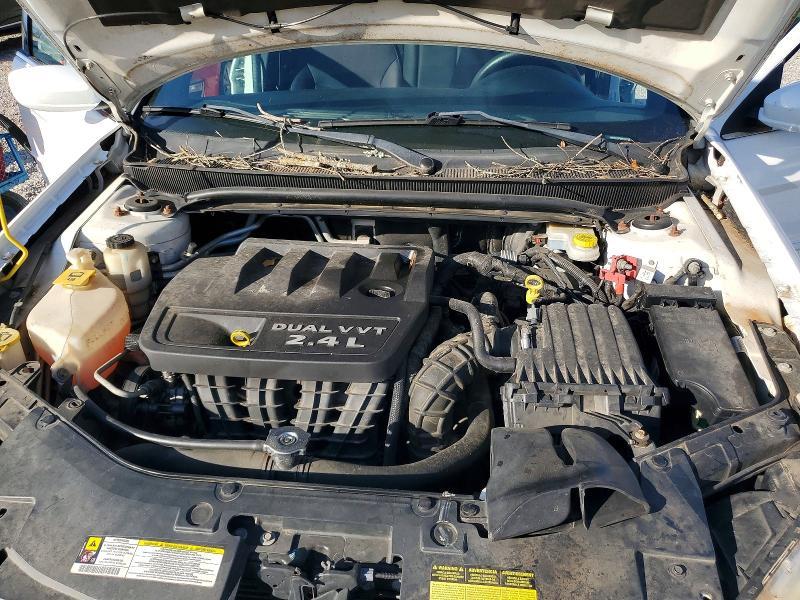 2012 Chrysler 200 lx