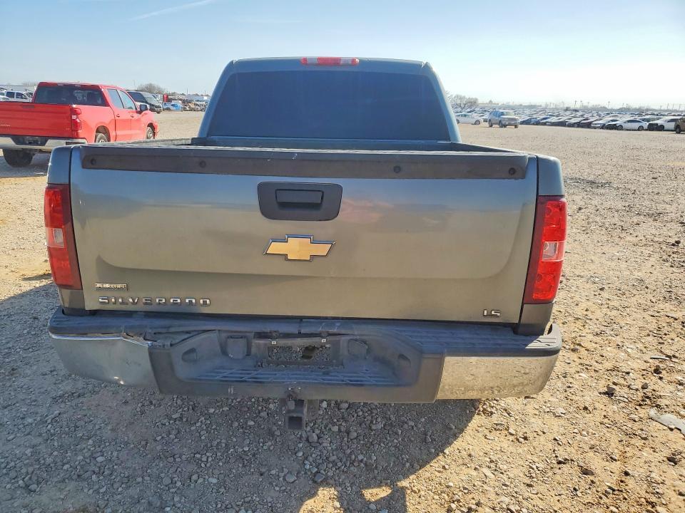 2011 Chevrolet Silverado C1500 LS
