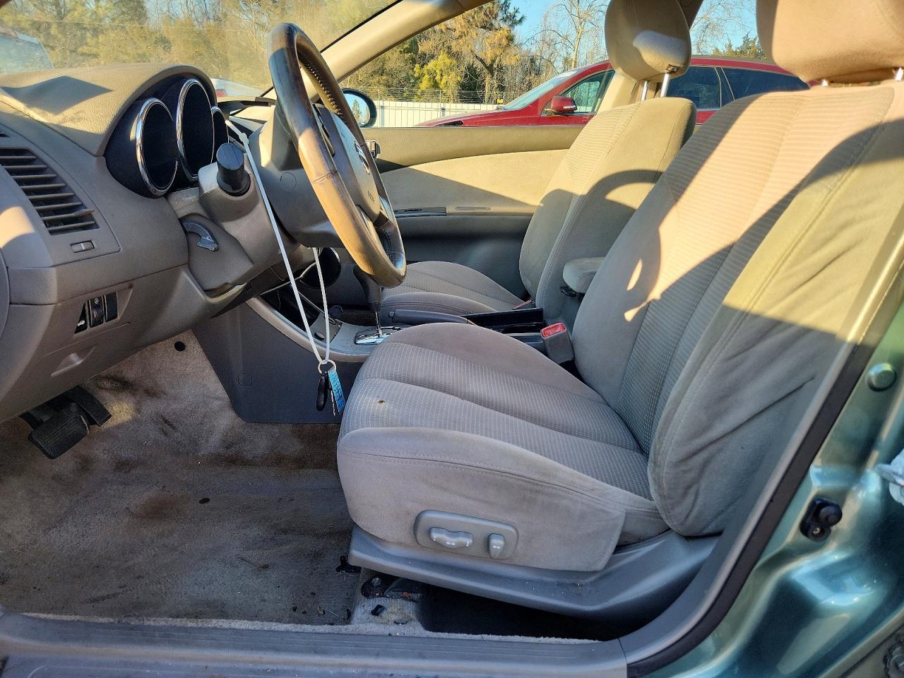 2005 Nissan Altima s