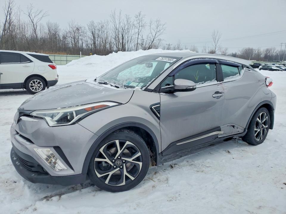 2018 Toyota C-hr xle
