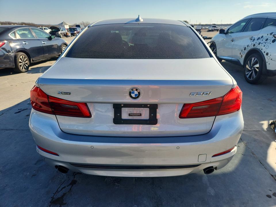 2018 BMW 530 xi