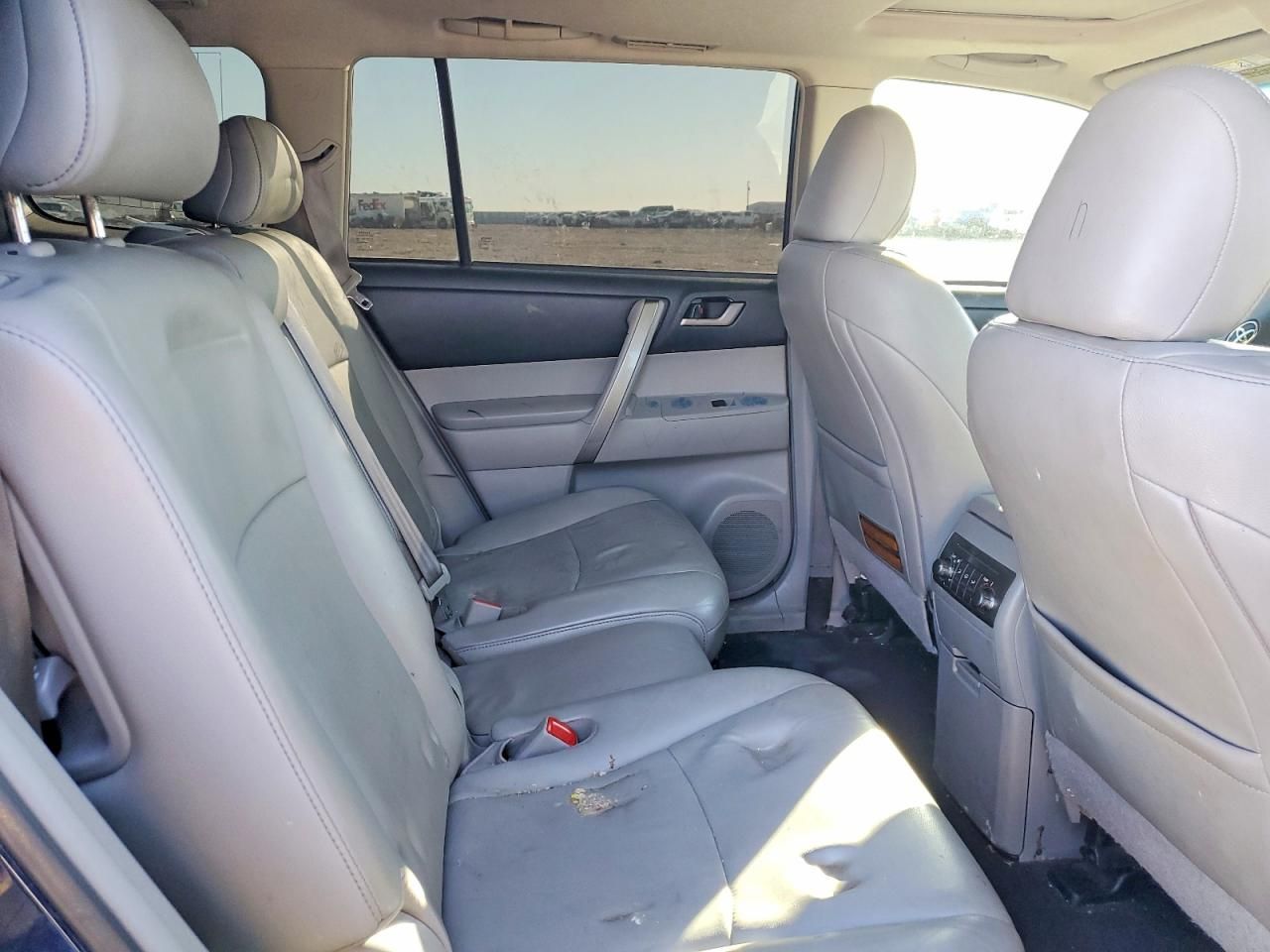 2013 Toyota Highlander Base