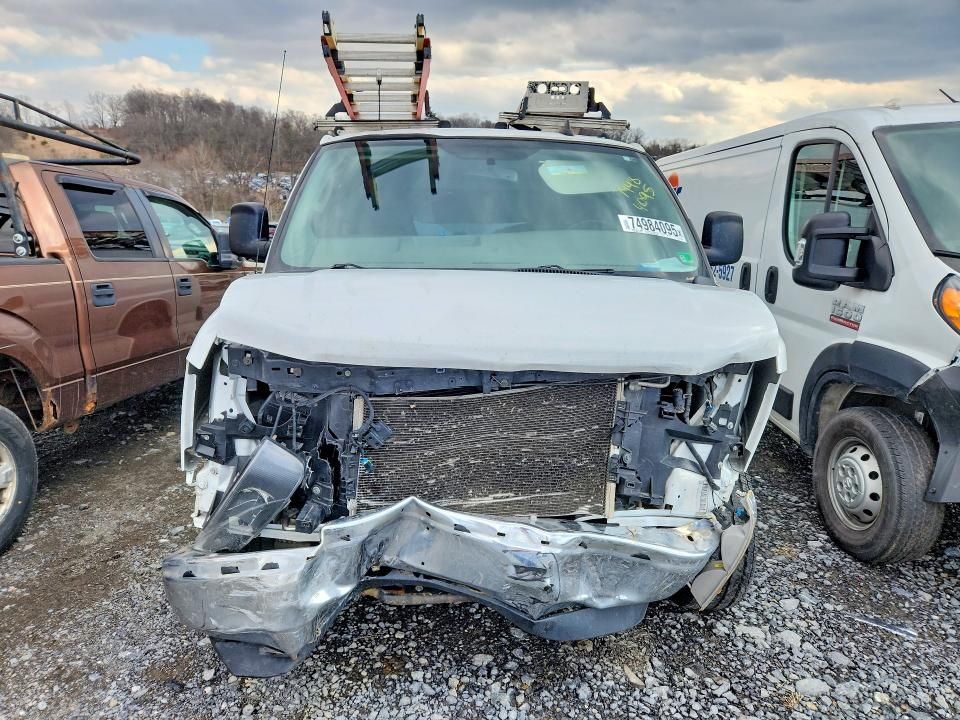 2022 Chevrolet Express 2500 Utility / Service van