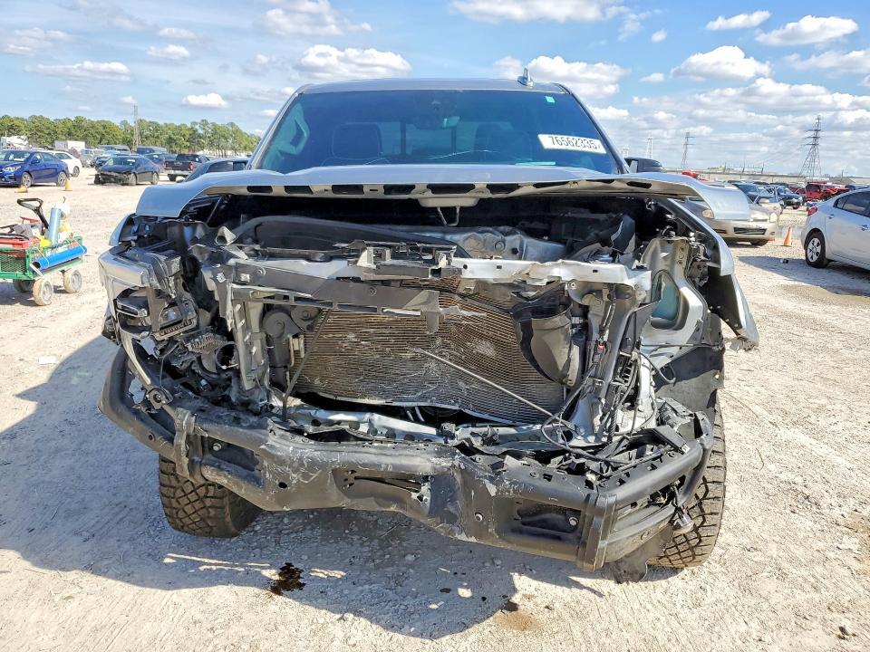 2024 GMC Sierra K1500 At4x