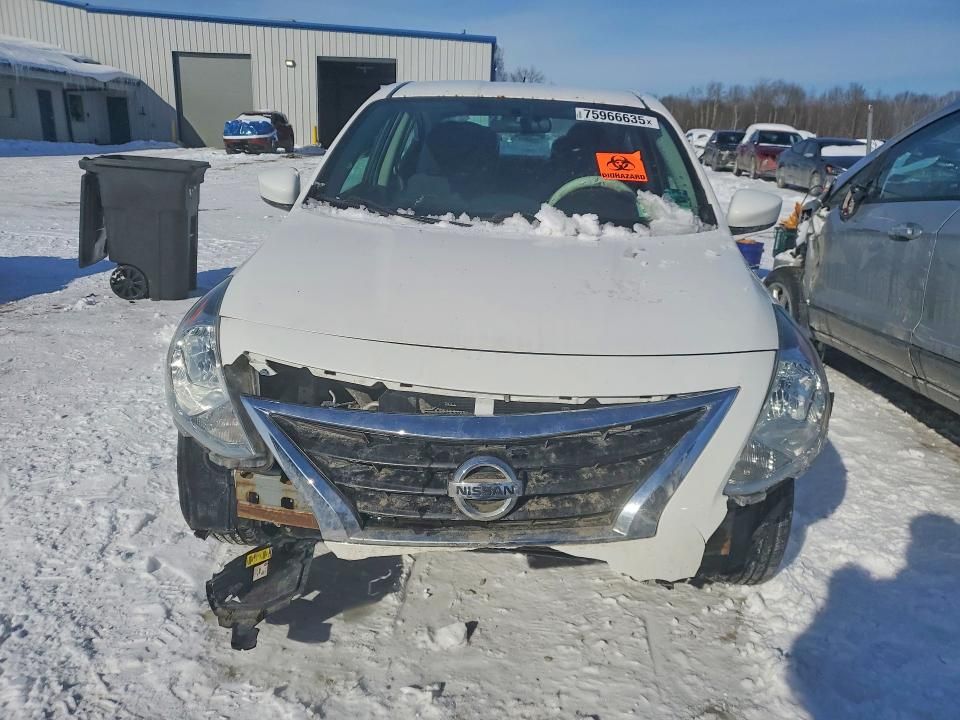 2017 Nissan Versa s