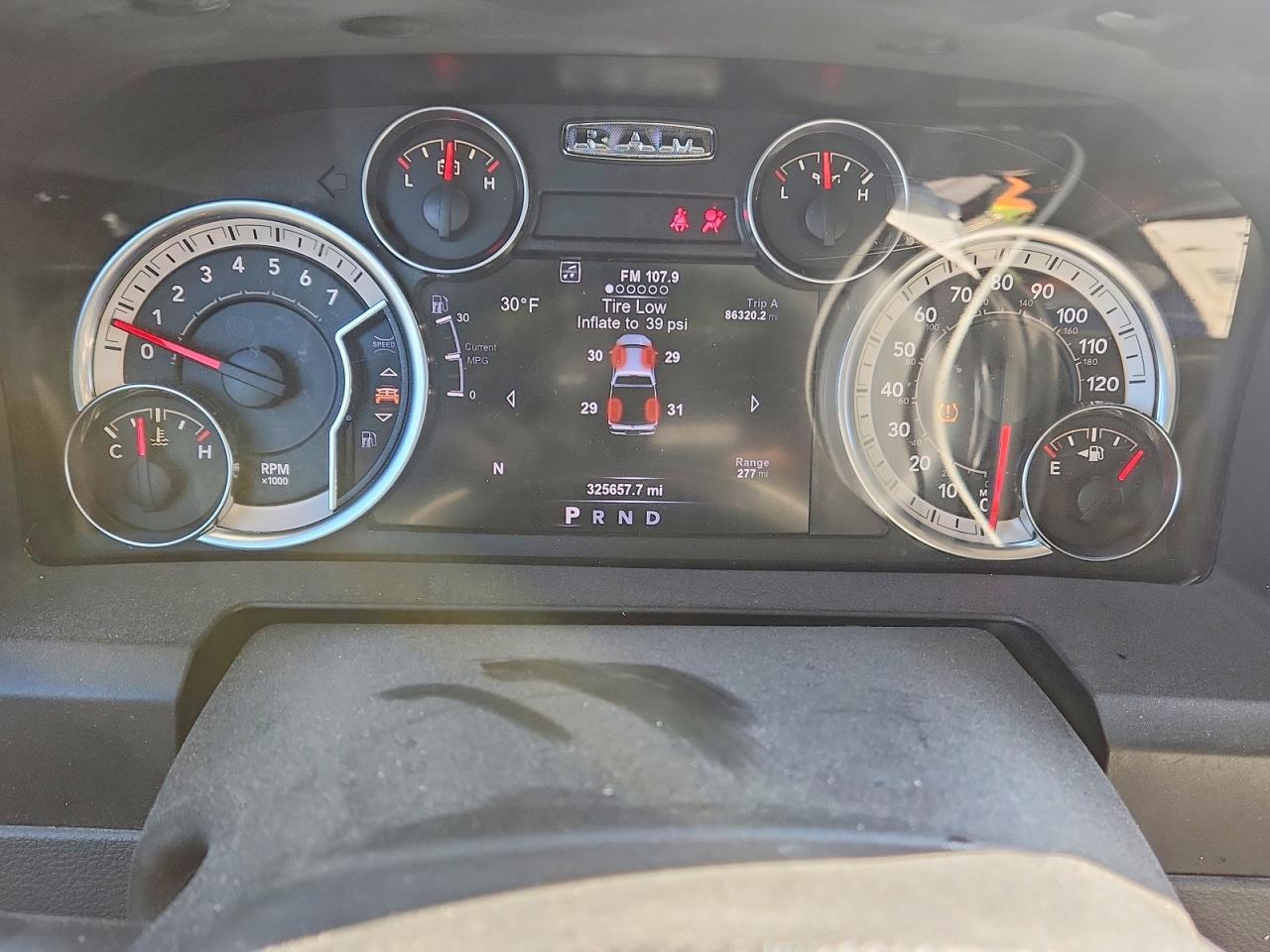 2017 Ram Trucks 1500 SLT