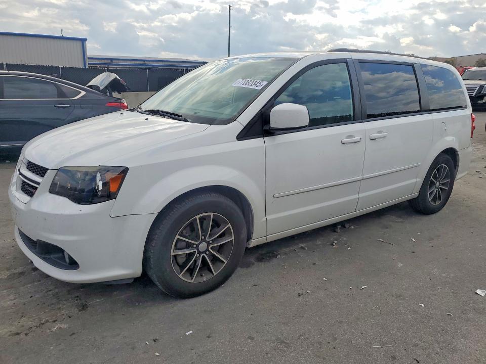 2016 Dodge Grand Caravan R/T