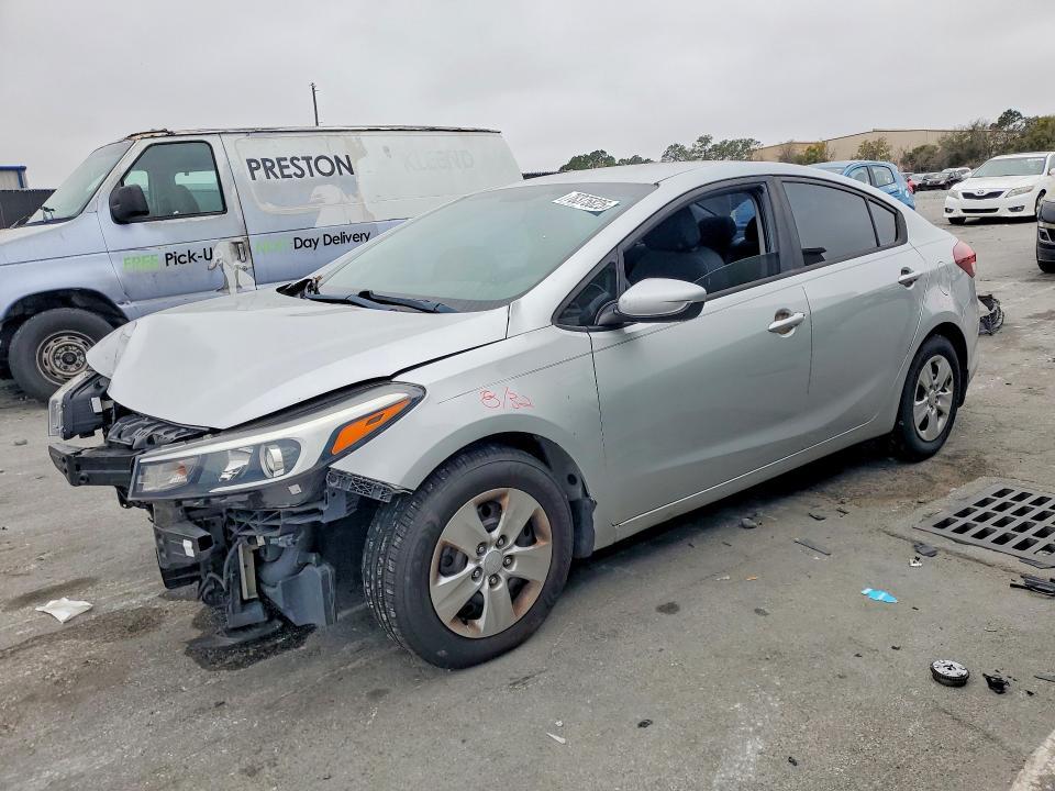 2018 KIA Forte lx