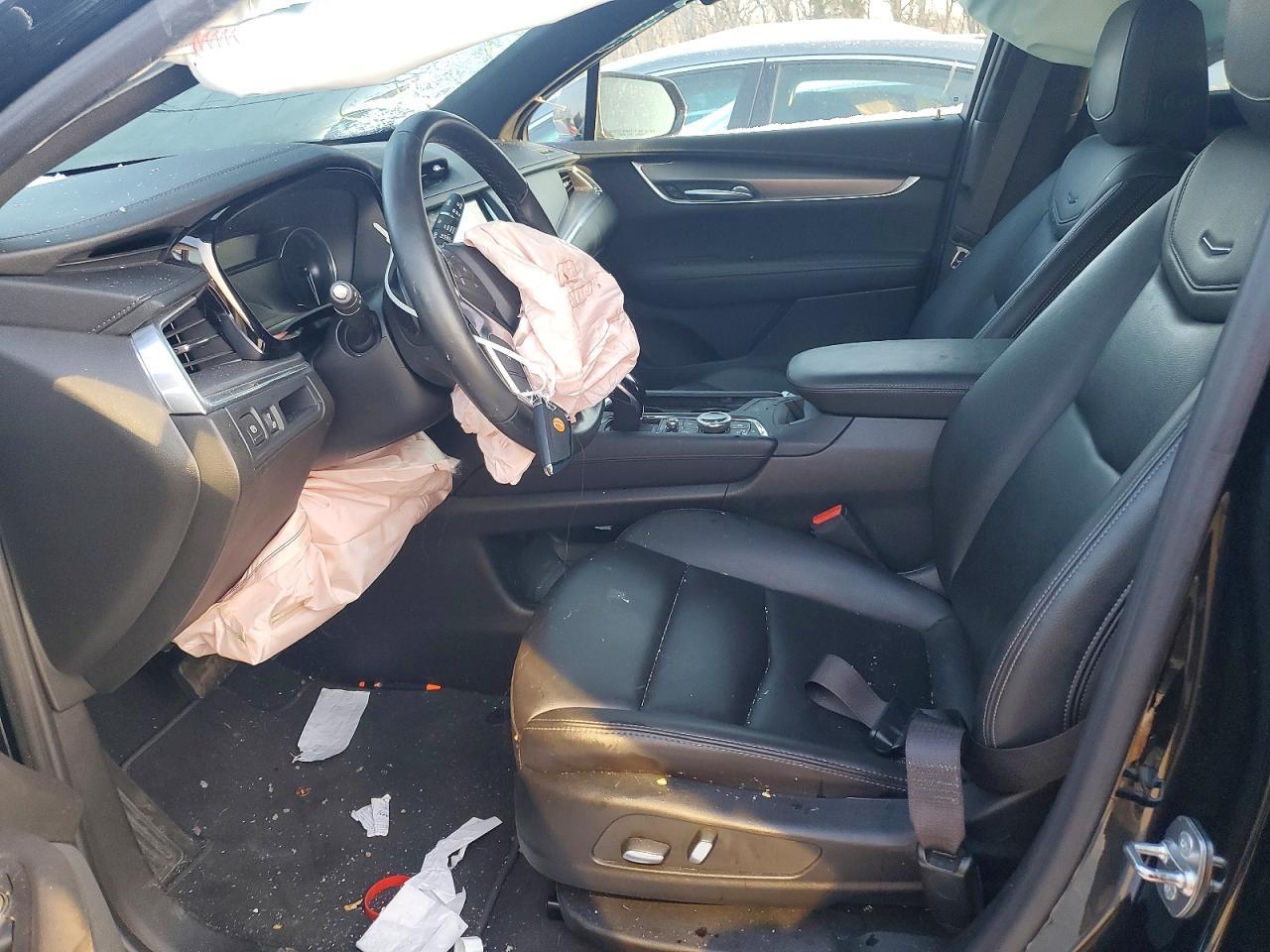 2024 Cadillac XT5 Luxury