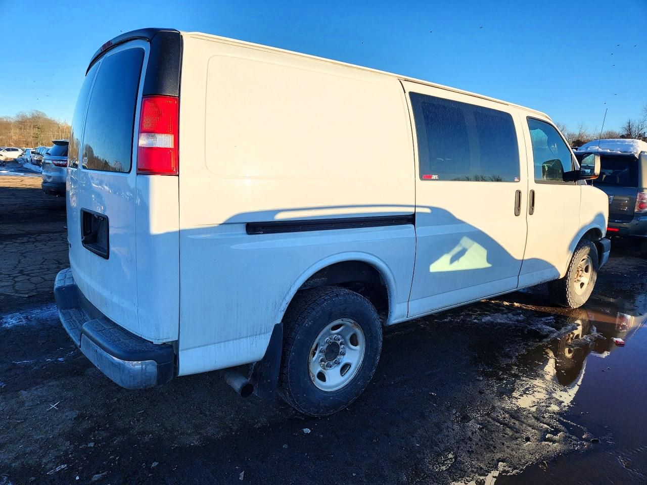 2018 Chevrolet Express G2500