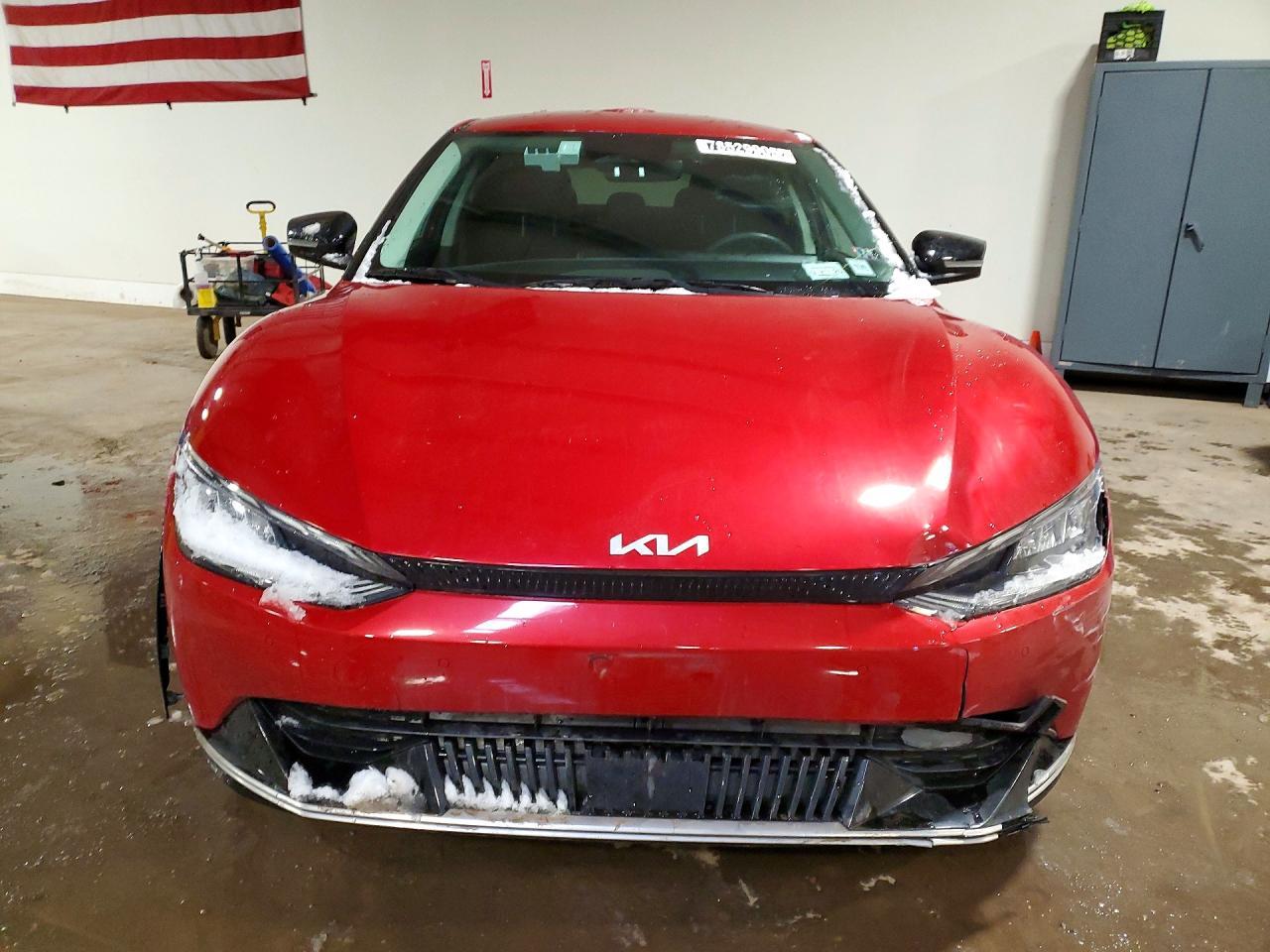 2023 KIA EV6 Wind