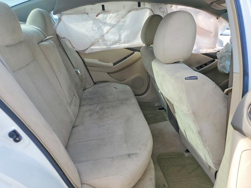 2011 Nissan Altima Base