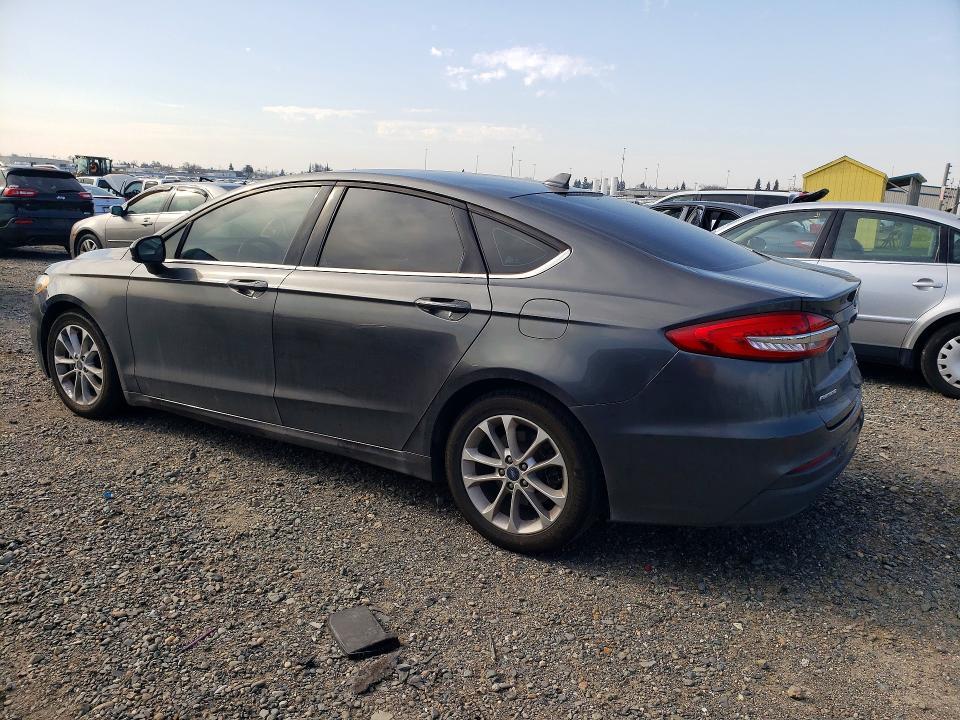 2019 Ford Fusion se