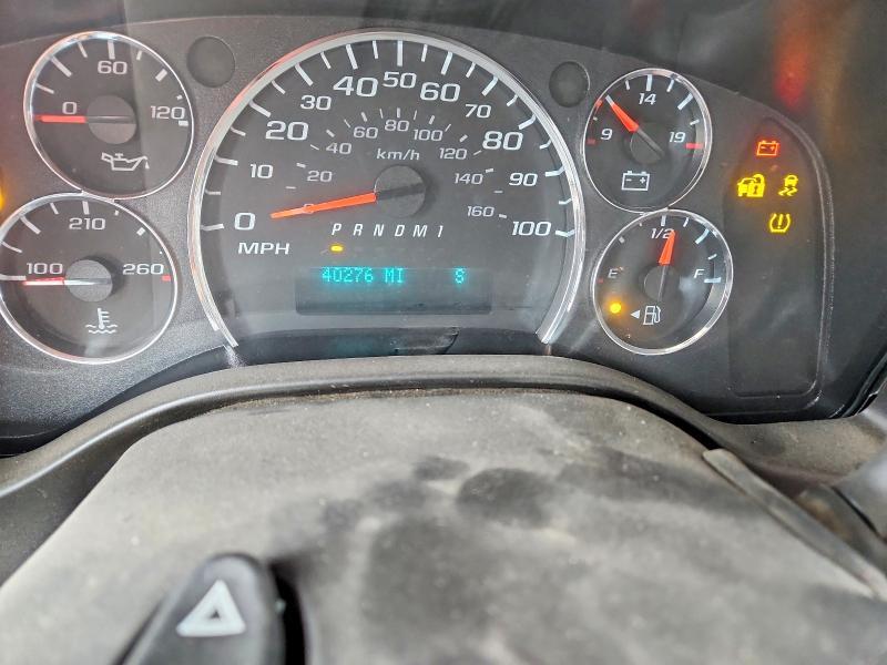 2023 GMC Savana 3500 Cargo Delivery van