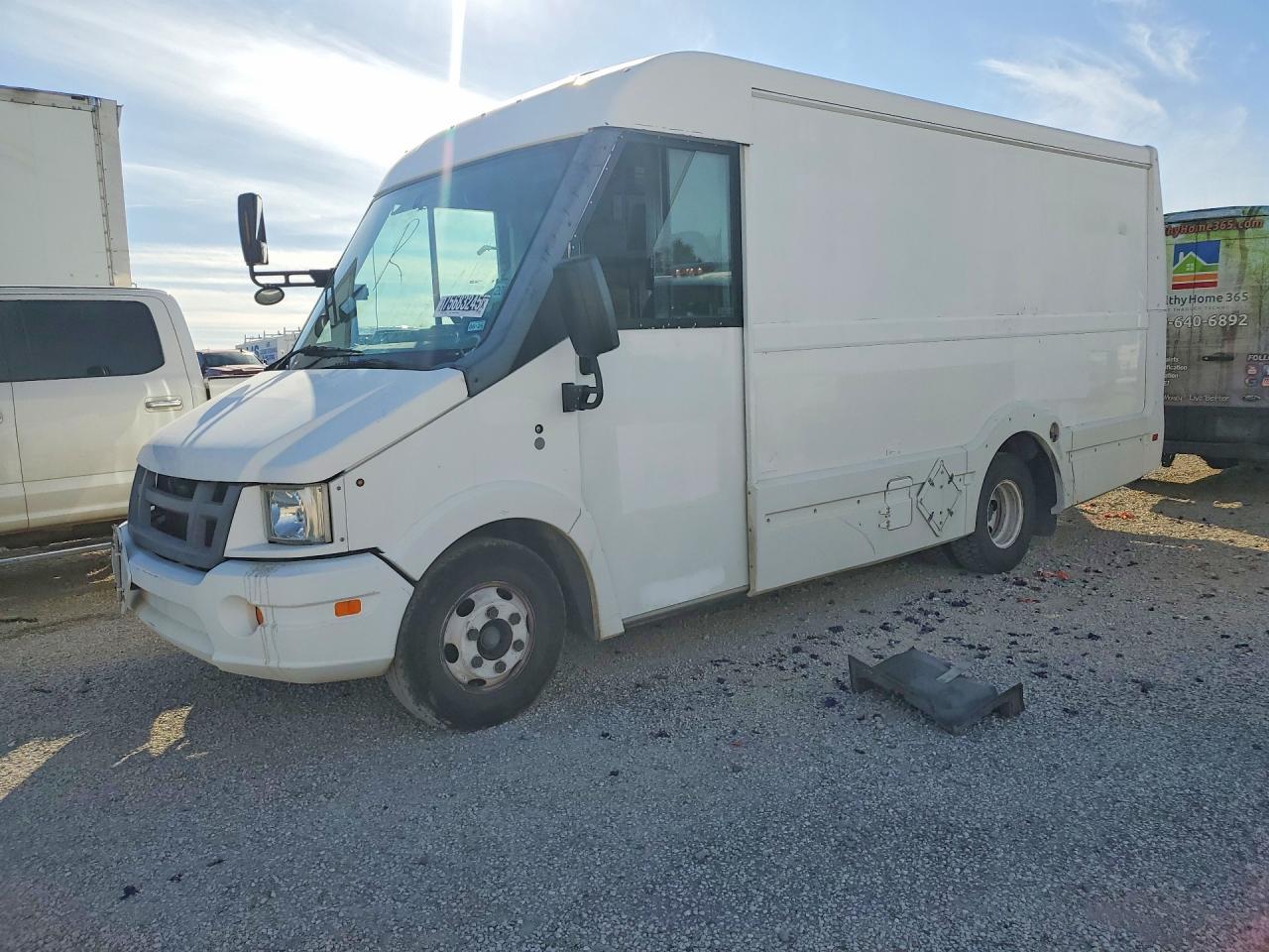 2016 Isuzu NPR Delivery Truck