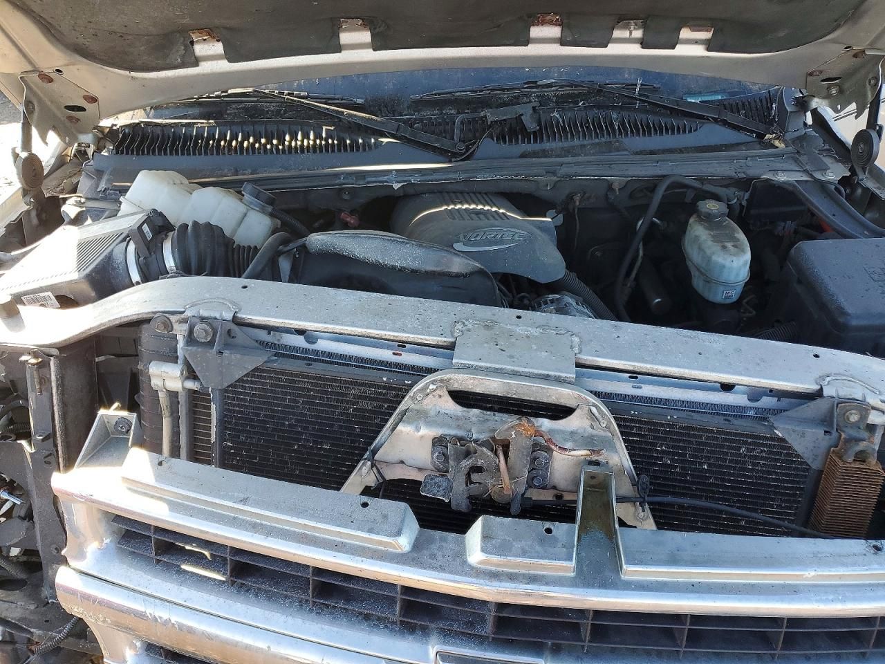 2004 Chevrolet Tahoe C1500