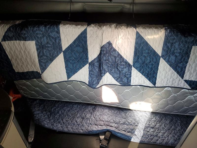 2016 Freigliner 2016 Freightliner Cascadia 113 Semi Truck