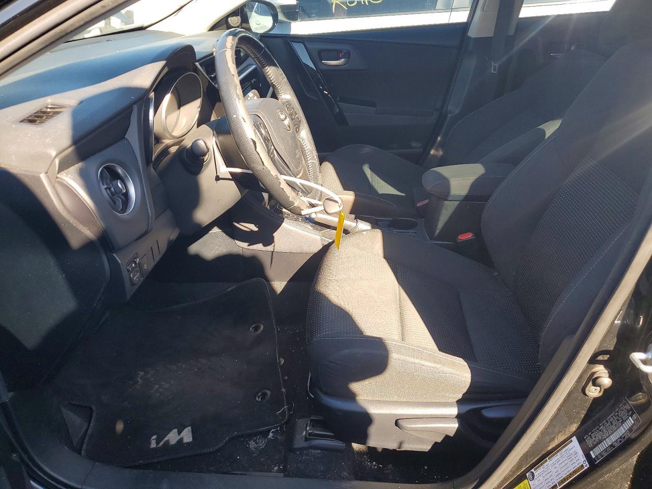 2018 Toyota Corolla im Base