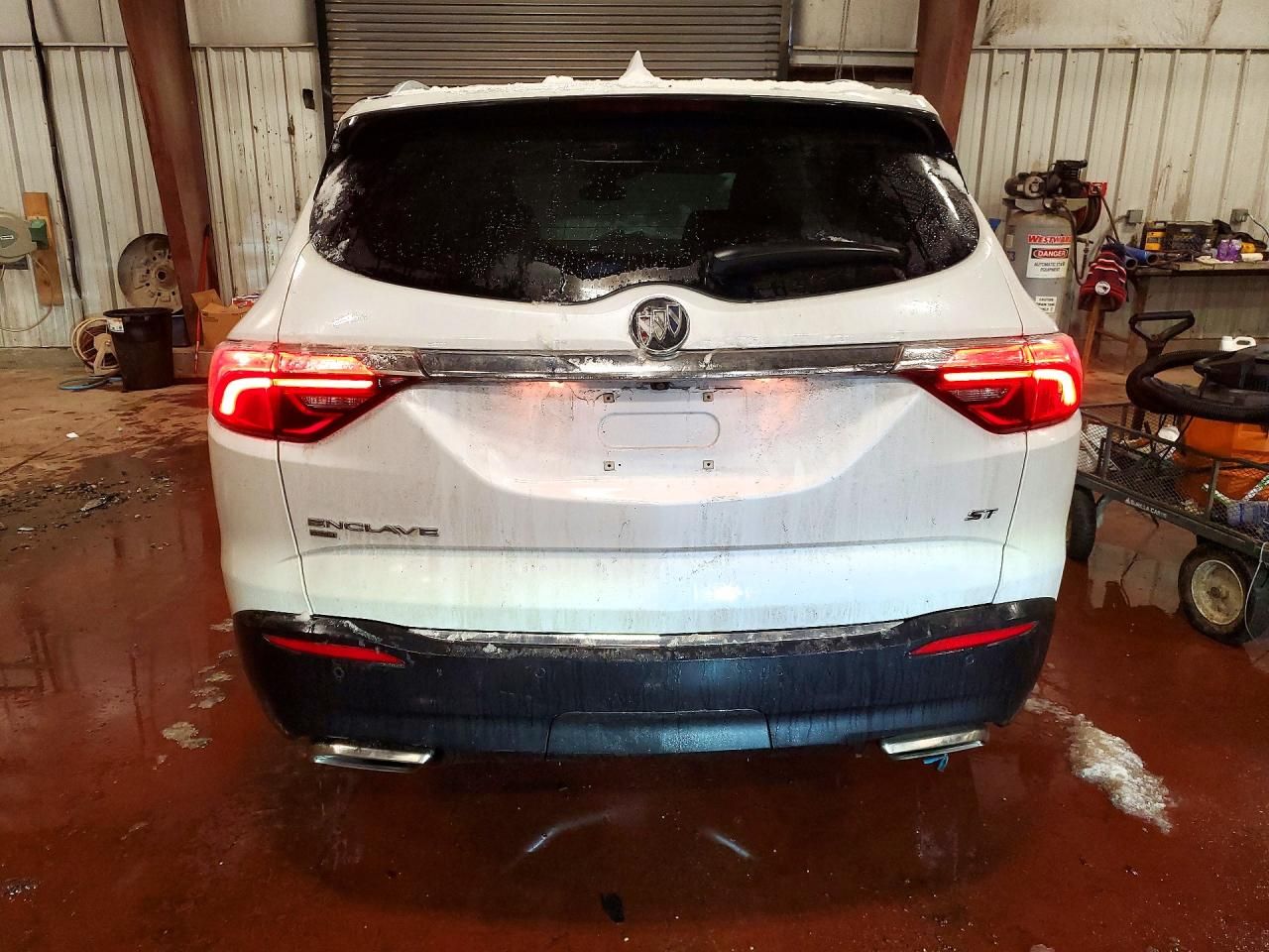 2022 Buick Enclave Essence