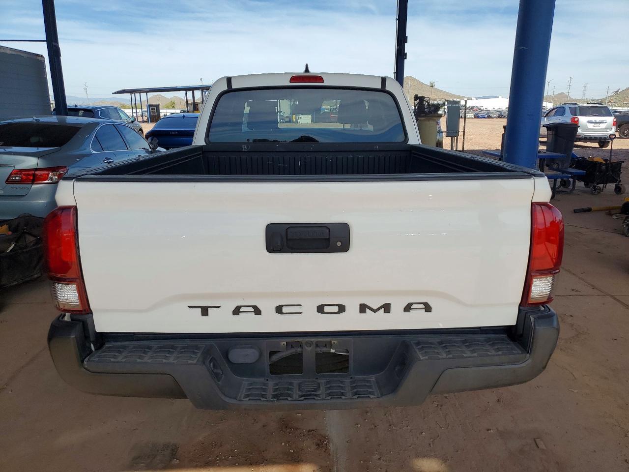 2019 Toyota Tacoma SR