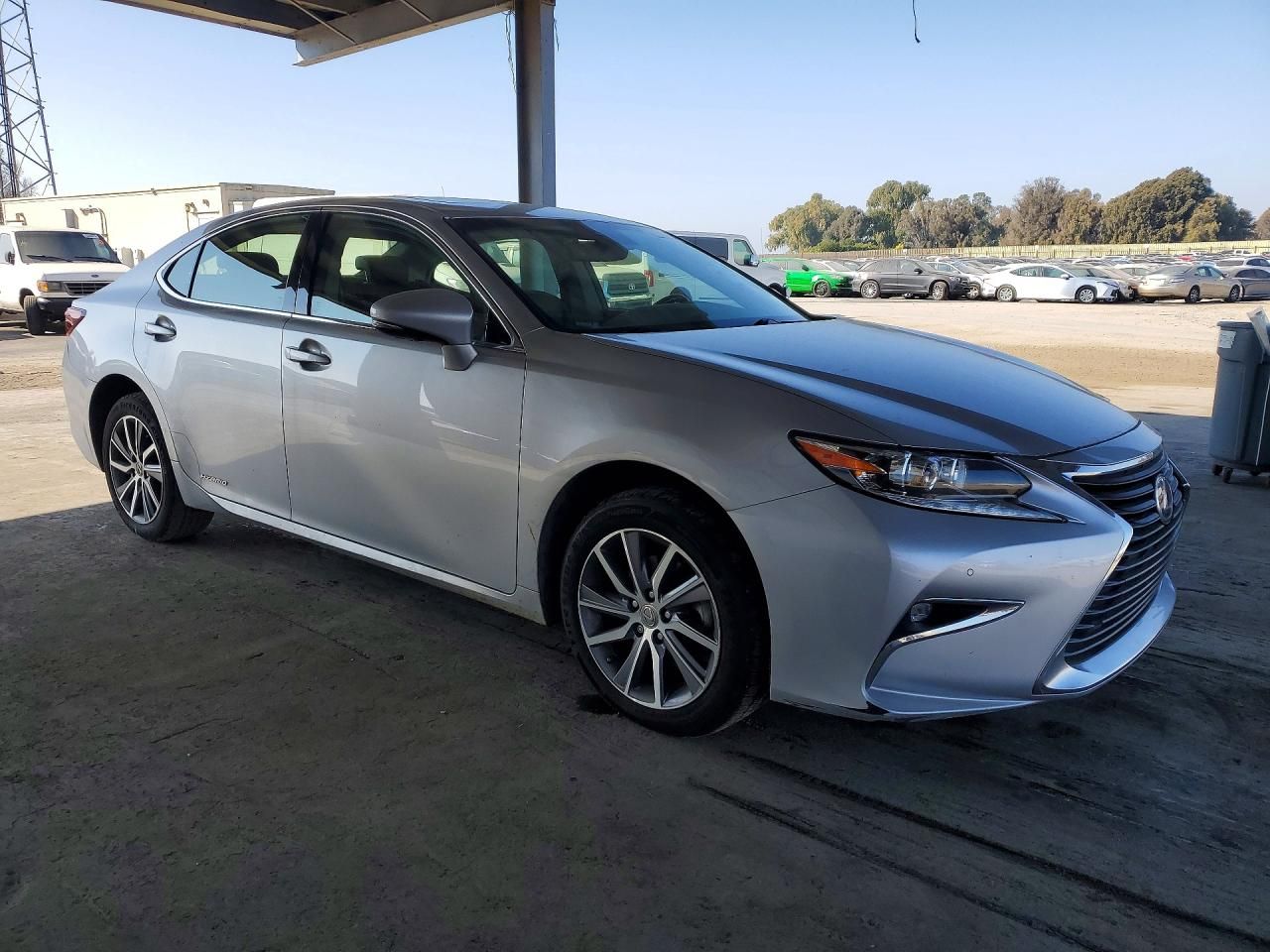 2016 Lexus Es 300h