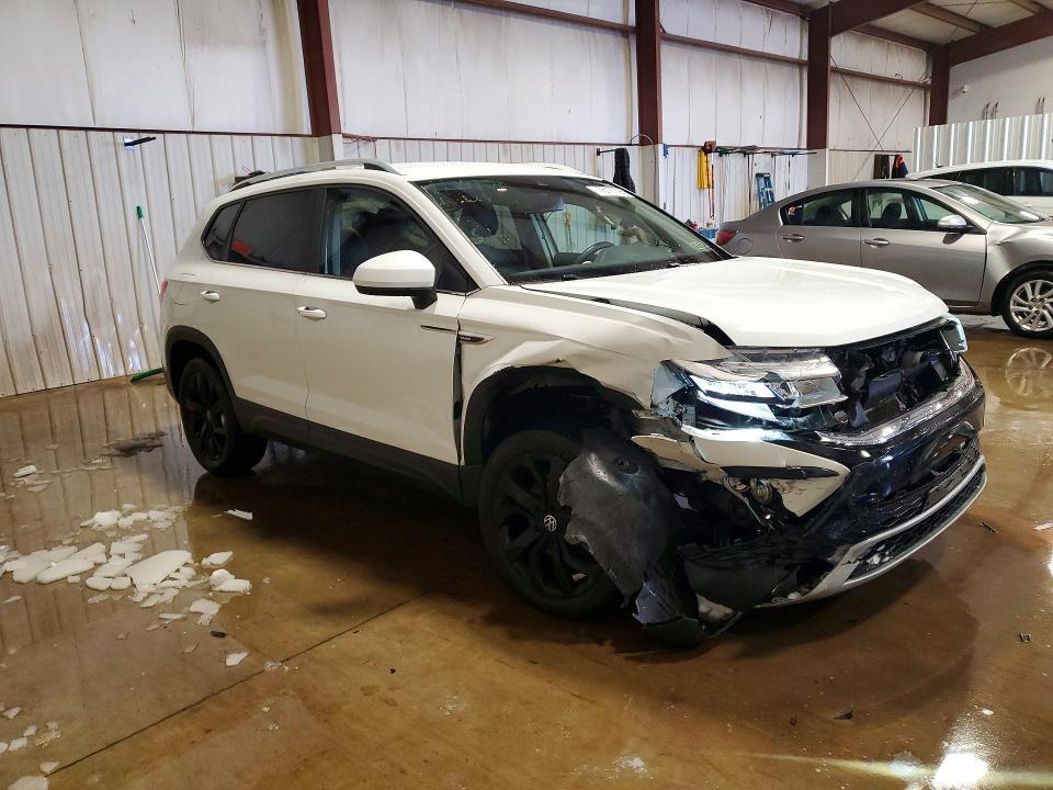 2022 Volkswagen Taos se