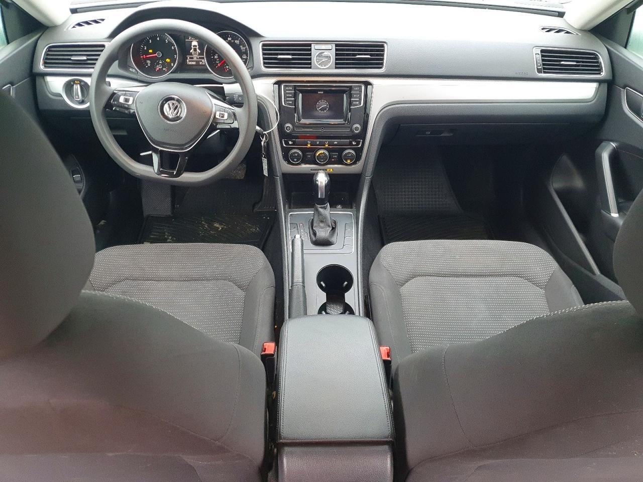 2016 Volkswagen Passat s