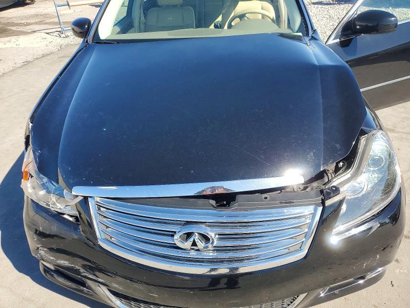 2010 Infiniti M35 Base