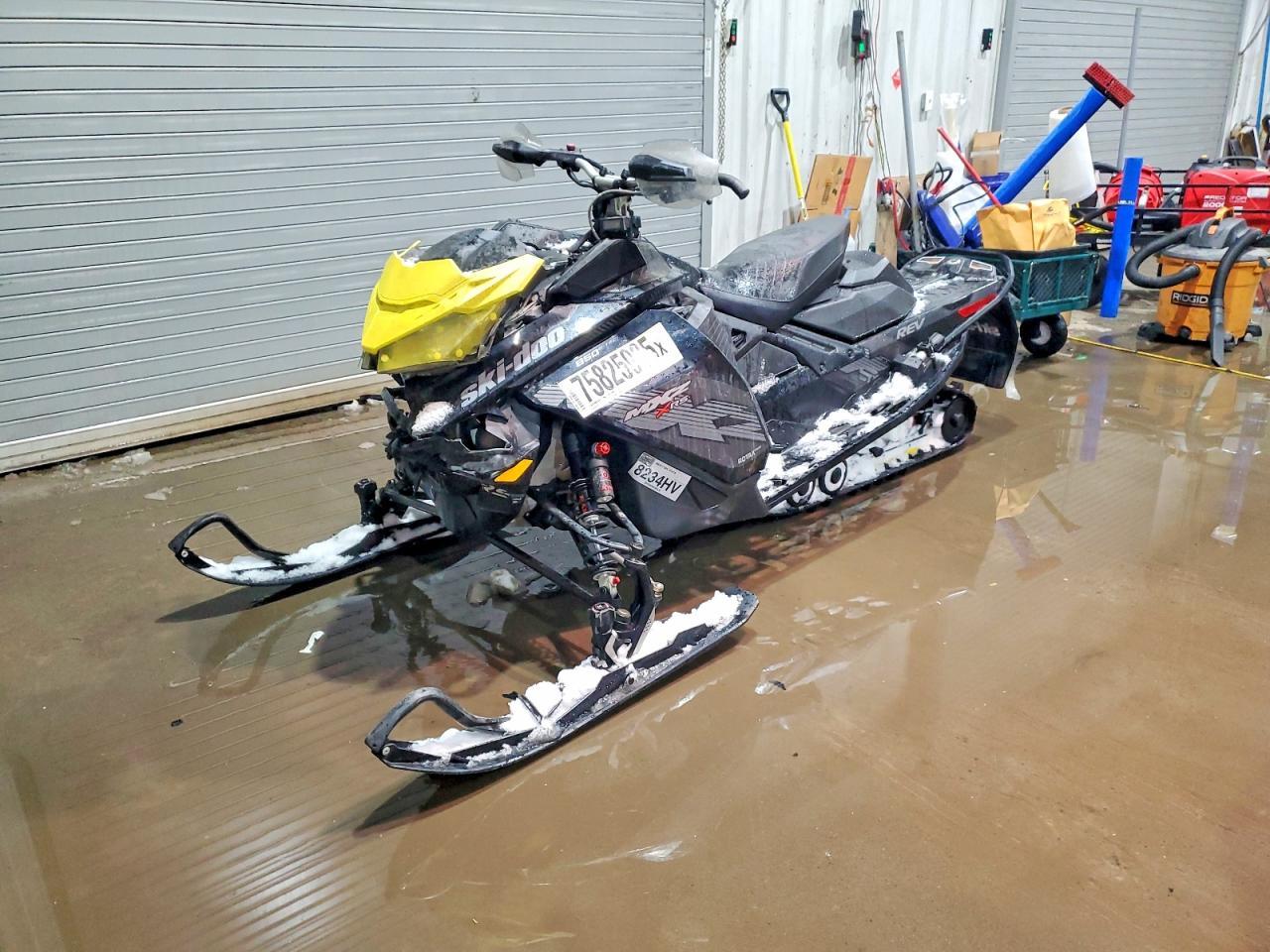 2018 Skidoo 2018 Skidoo MXZ