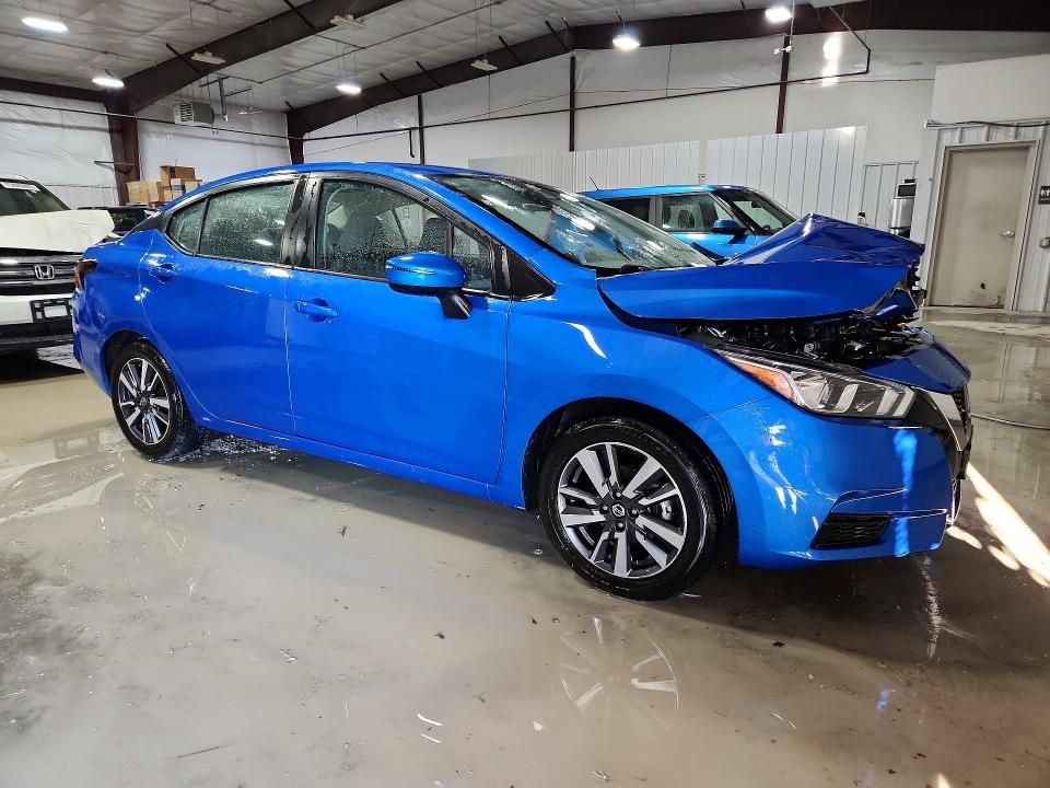 2021 Nissan Versa sv