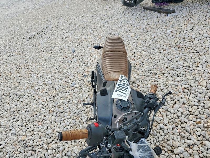 2023 Husqvarna Vitpilen 401/SVARTPILEN 401