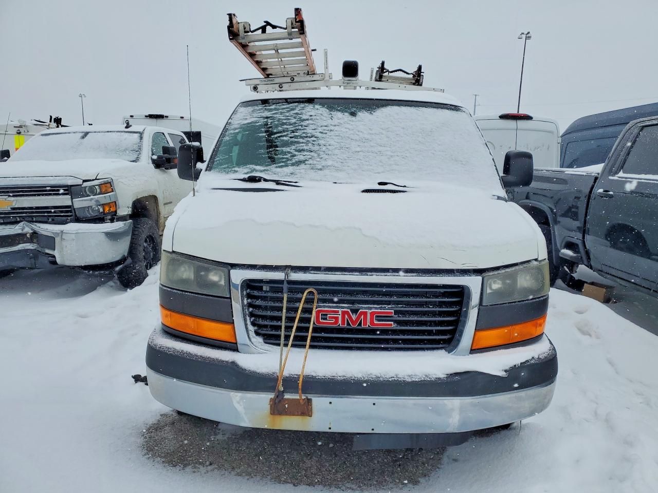 2014 GMC Savana G2500 Utility / Service Van