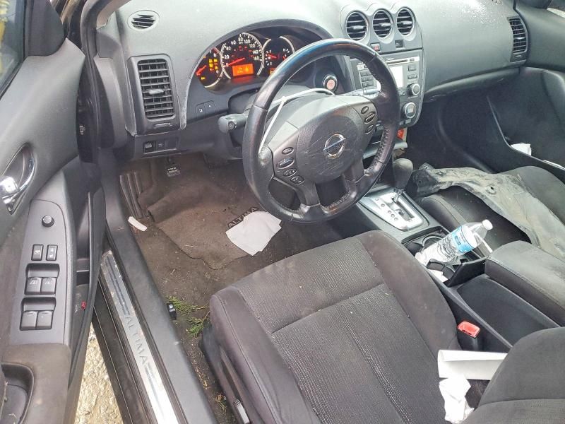 2010 Nissan Altima Base