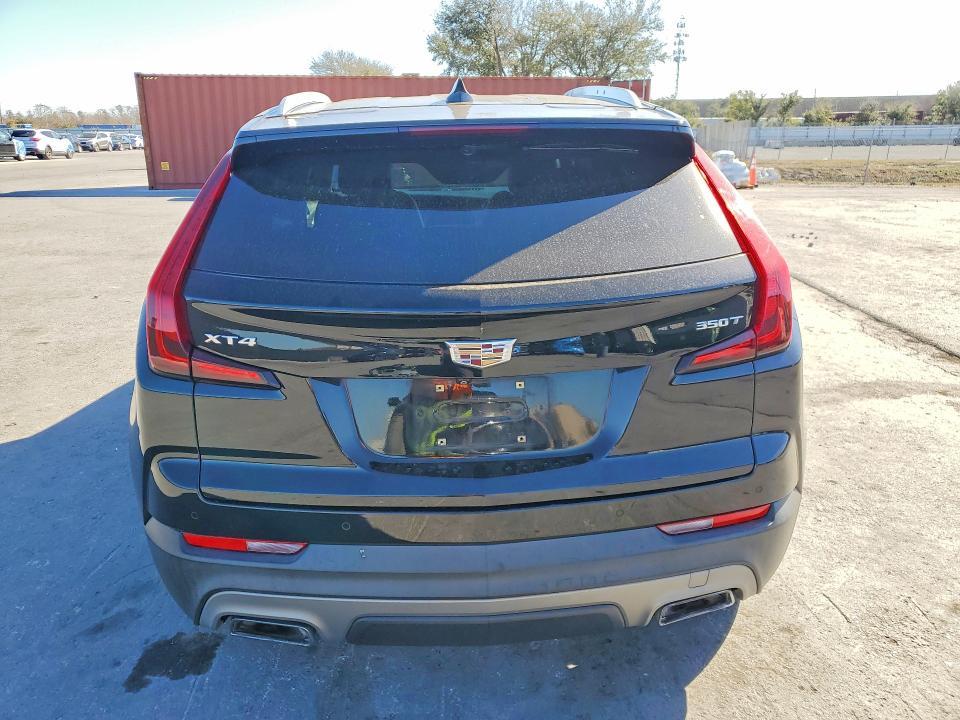 2020 Cadillac XT4 Premium Luxury