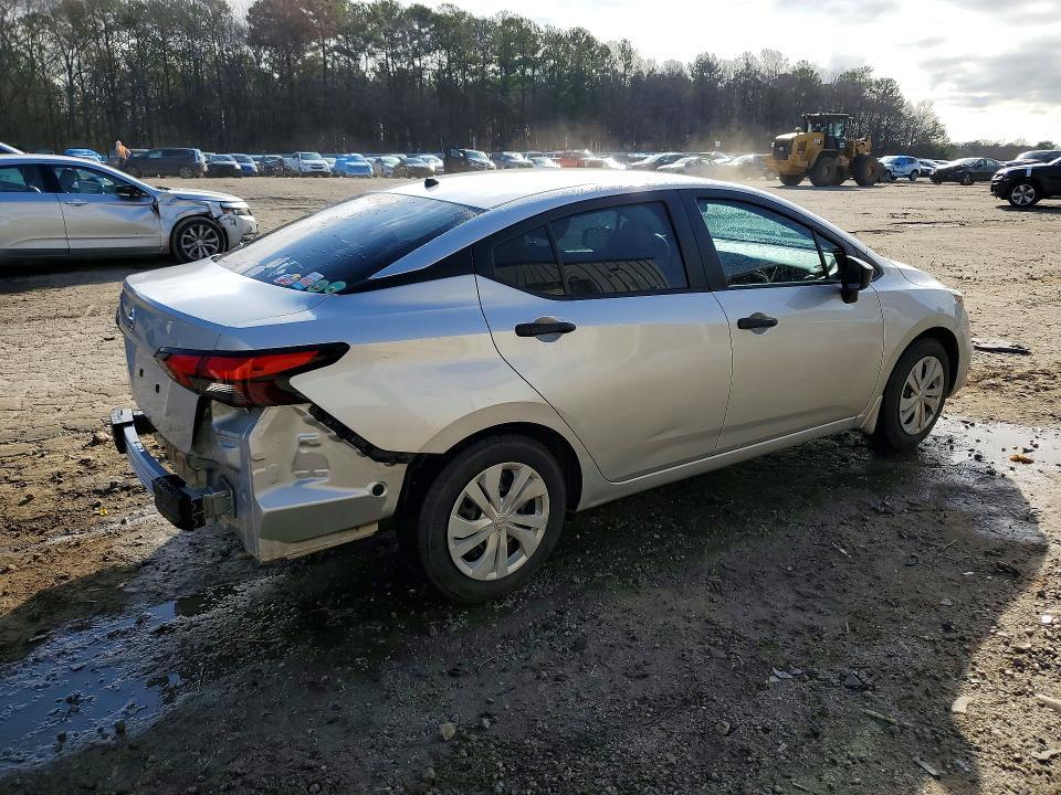 2021 Nissan Versa s