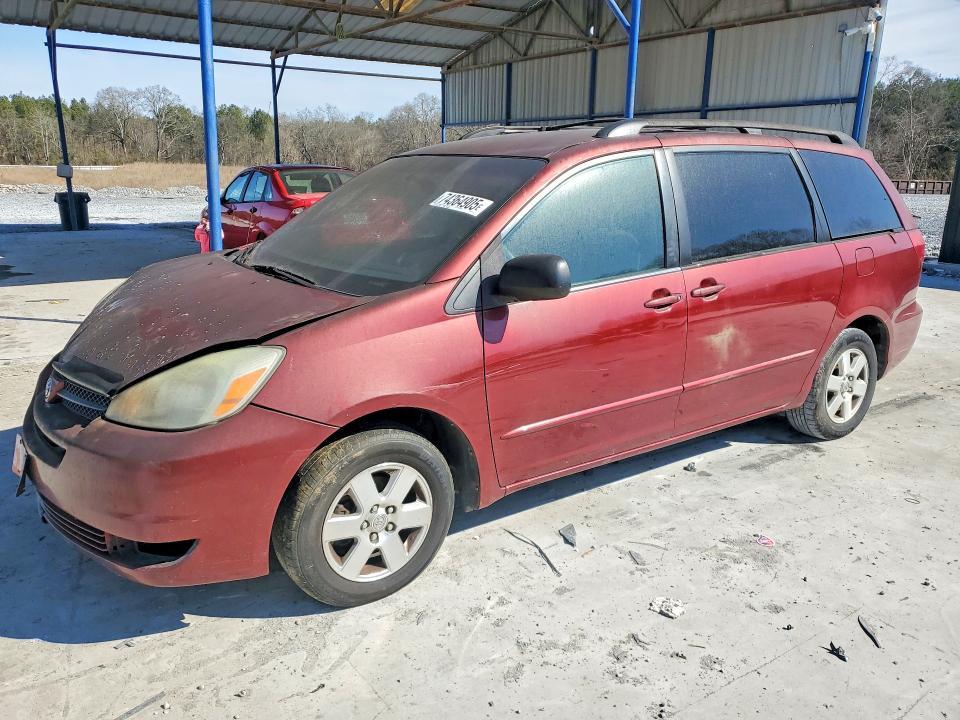 2004 Toyota Sienna le 7 Passenger