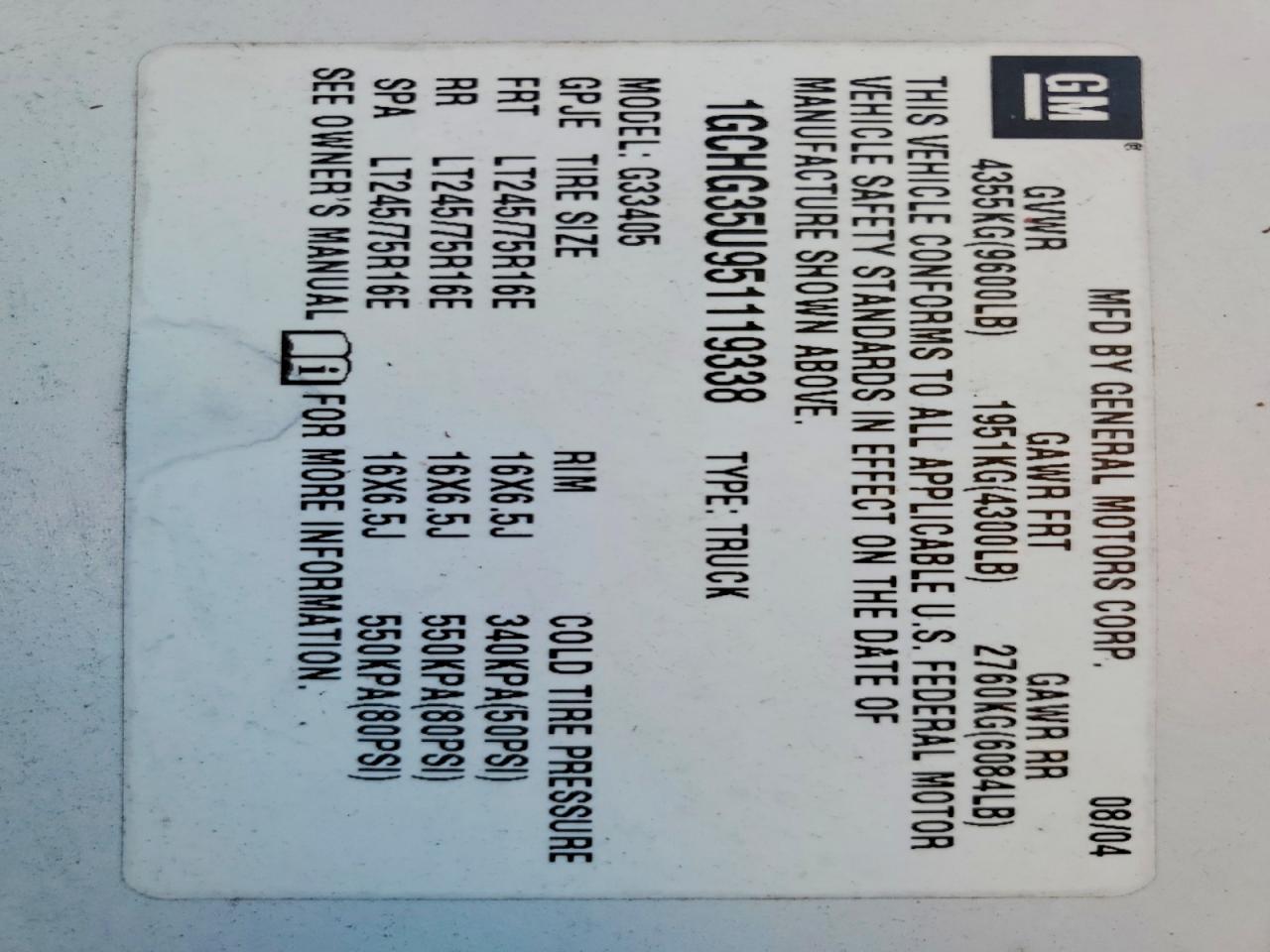 2005 Chev Express Cargo 3500 1