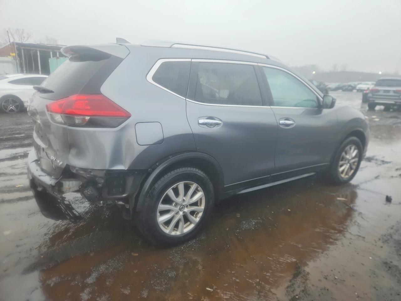 2018 Nissan Rogue s