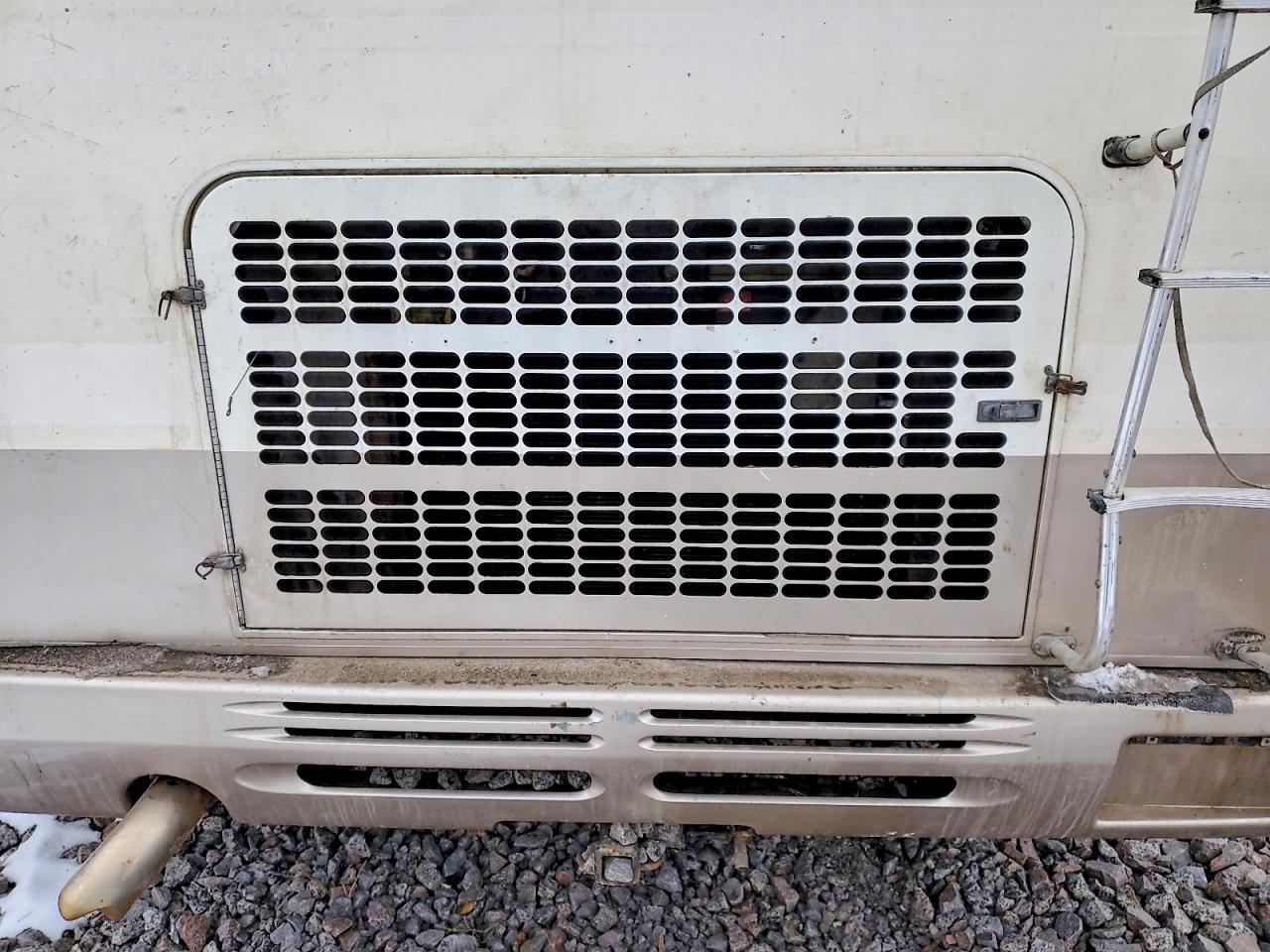 2002 Freigliner 2002 Freightliner Chassis XC RV