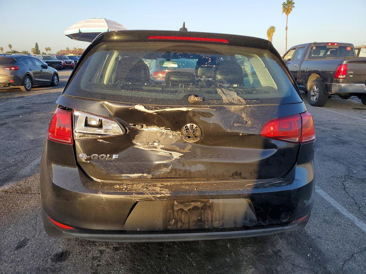 2016 Volkswagen E-golf se