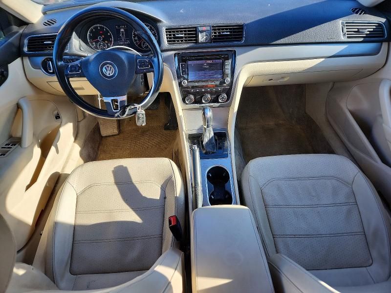 2014 Volkswagen Passat se