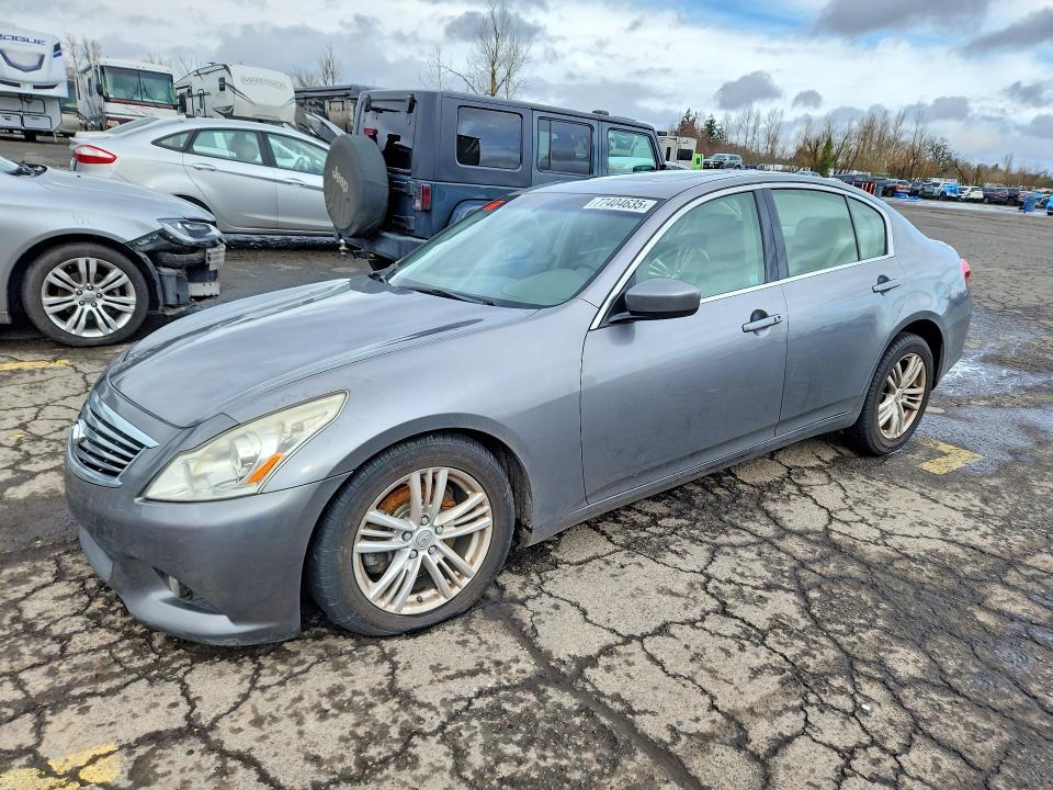 2013 Infinity G37 Base