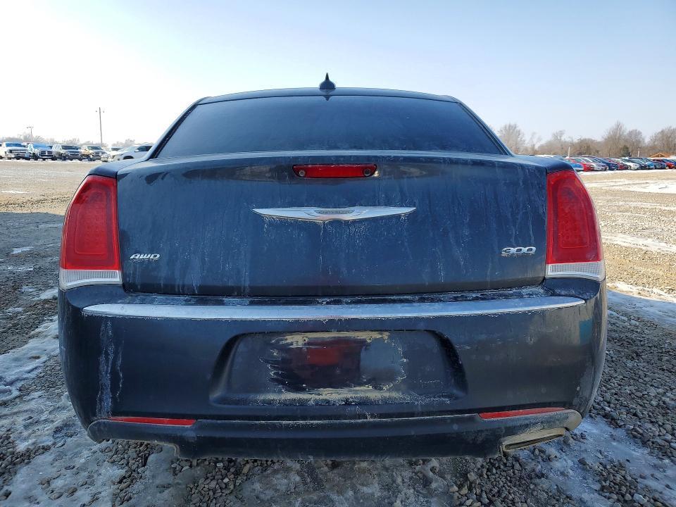 2018 Chrysler 300 Limited