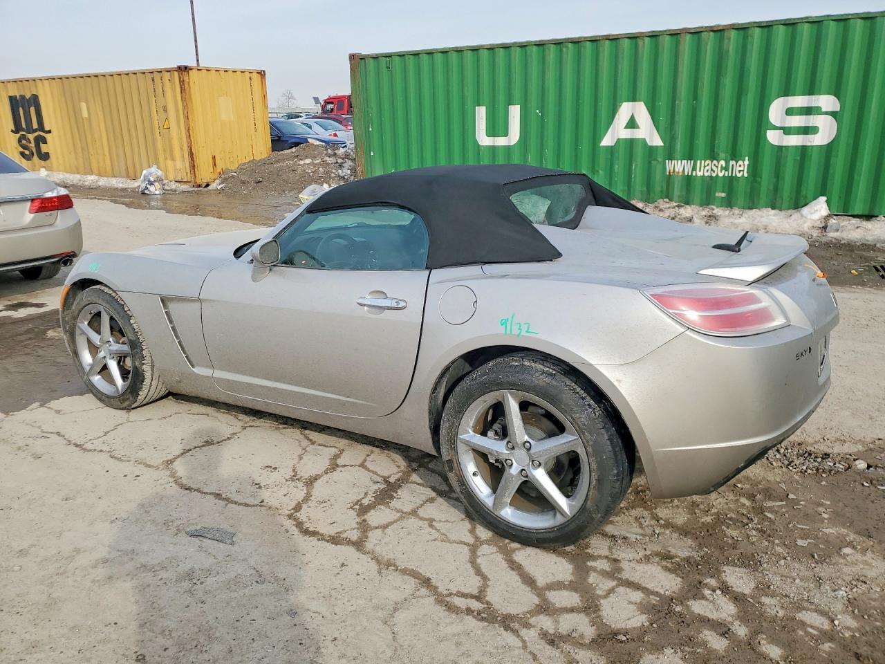 2009 Saturn Sky Redline