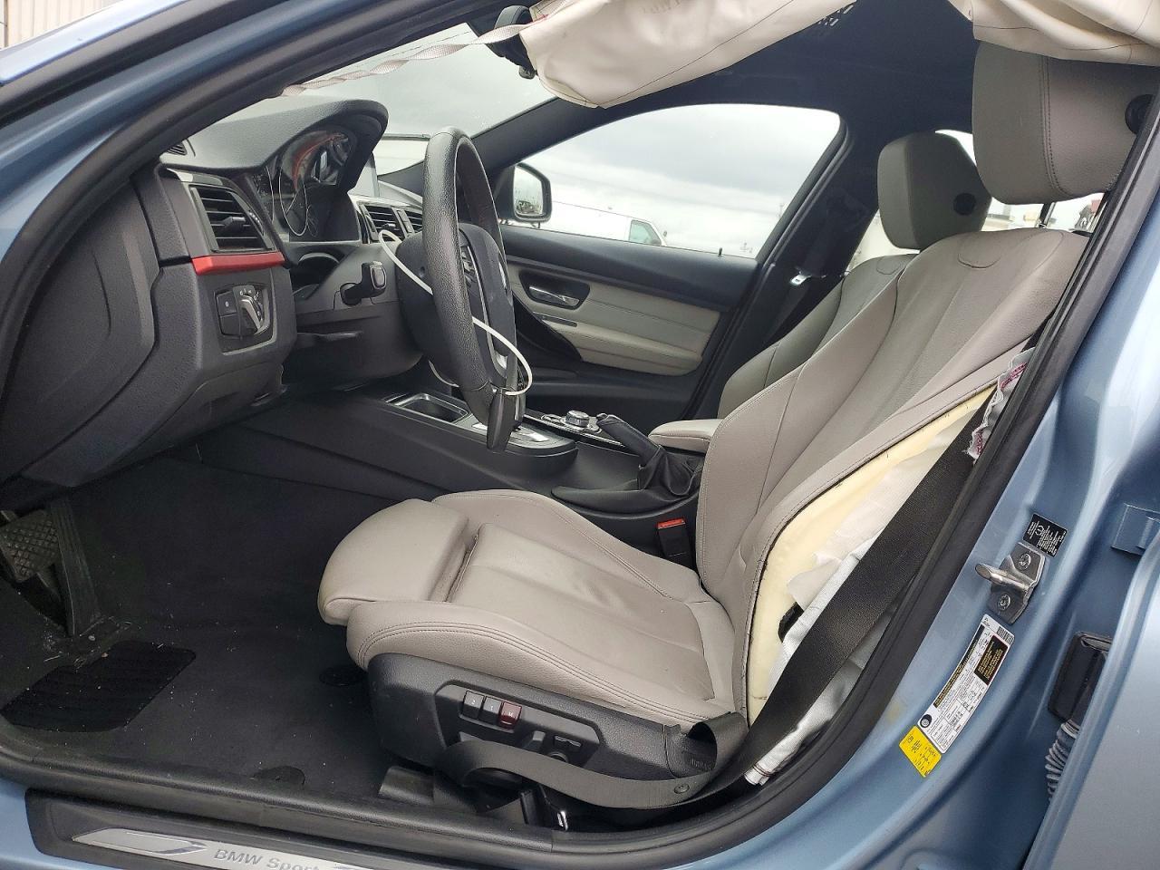 2013 BMW 328 i