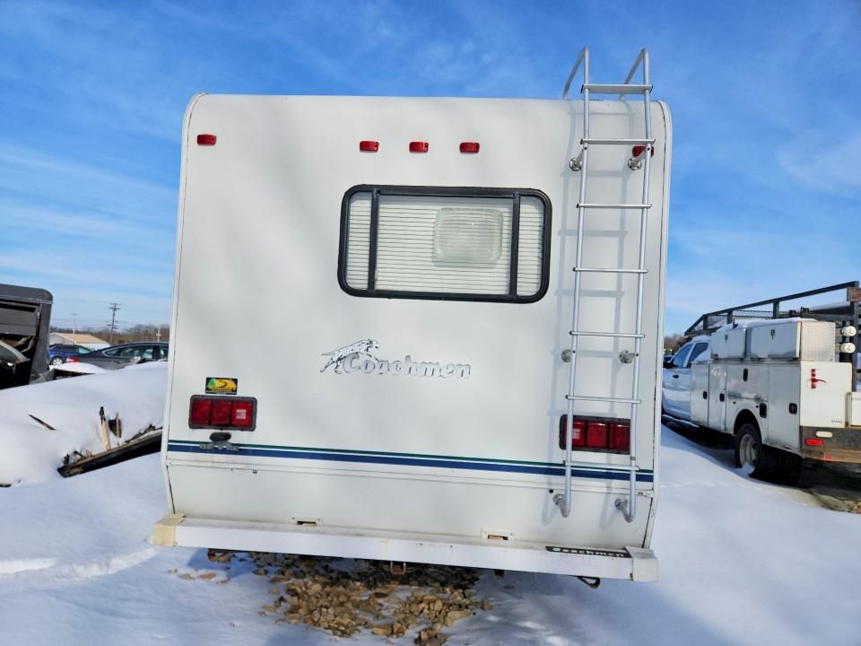 2000 Coachmen Leprechaun 314ss